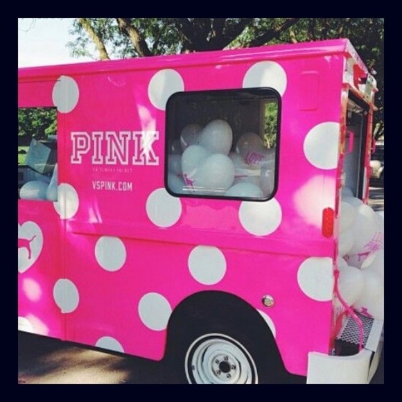 VS PINK Collectible Heart Balloon - Picture 4 of 6